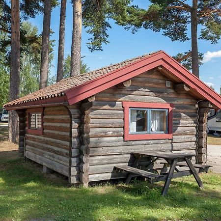 Отель First Camp Siljansbadet - Raettvik Экстерьер фото