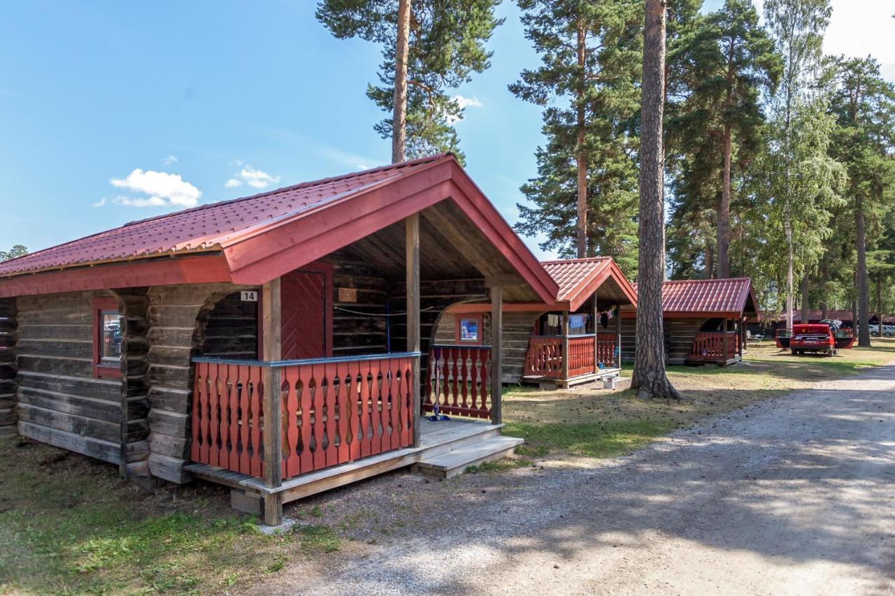Отель First Camp Siljansbadet - Raettvik Экстерьер фото