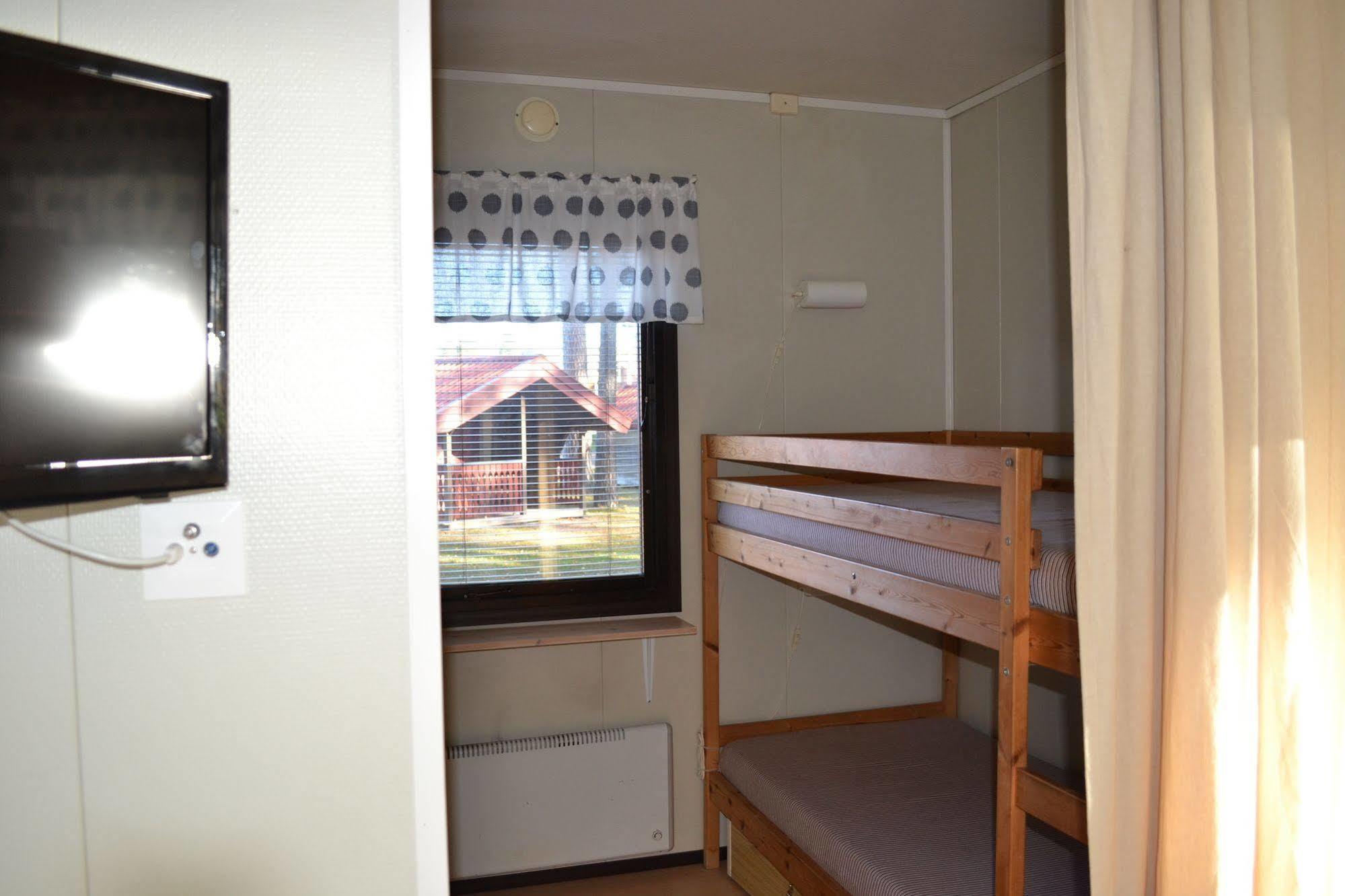 Отель First Camp Siljansbadet - Raettvik Экстерьер фото