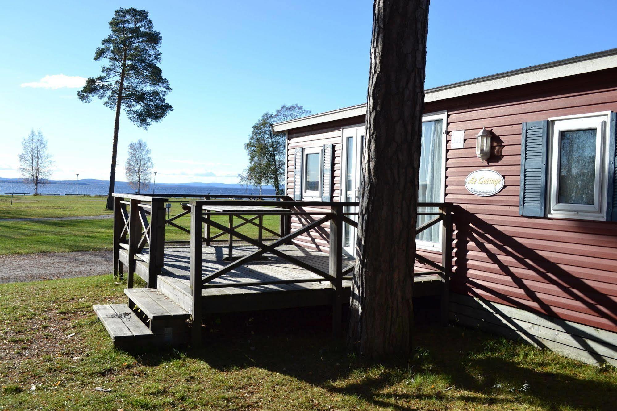 Отель First Camp Siljansbadet - Raettvik Экстерьер фото