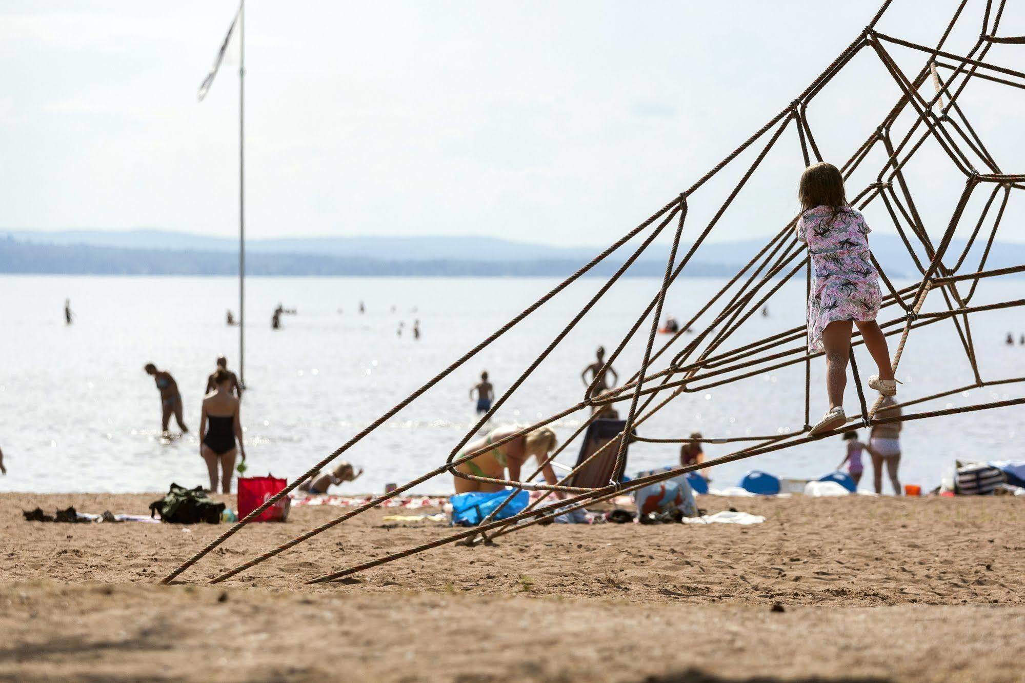 Отель First Camp Siljansbadet - Raettvik Экстерьер фото